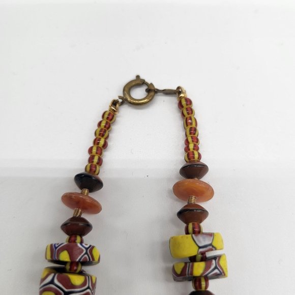 VTG Signed VOGUE African Mask Painted Beaded Pendant Necklace RARE - Picture 4 of 11